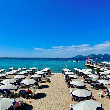 Luxurious Two-bedroom Apartament Cannes